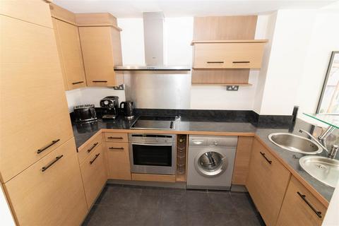 2 bedroom apartment for sale, Fletcher Road, Gateshead NE8