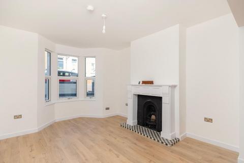 62 Ashgrove Road, Bedminster, Bristol, BS3 3JW