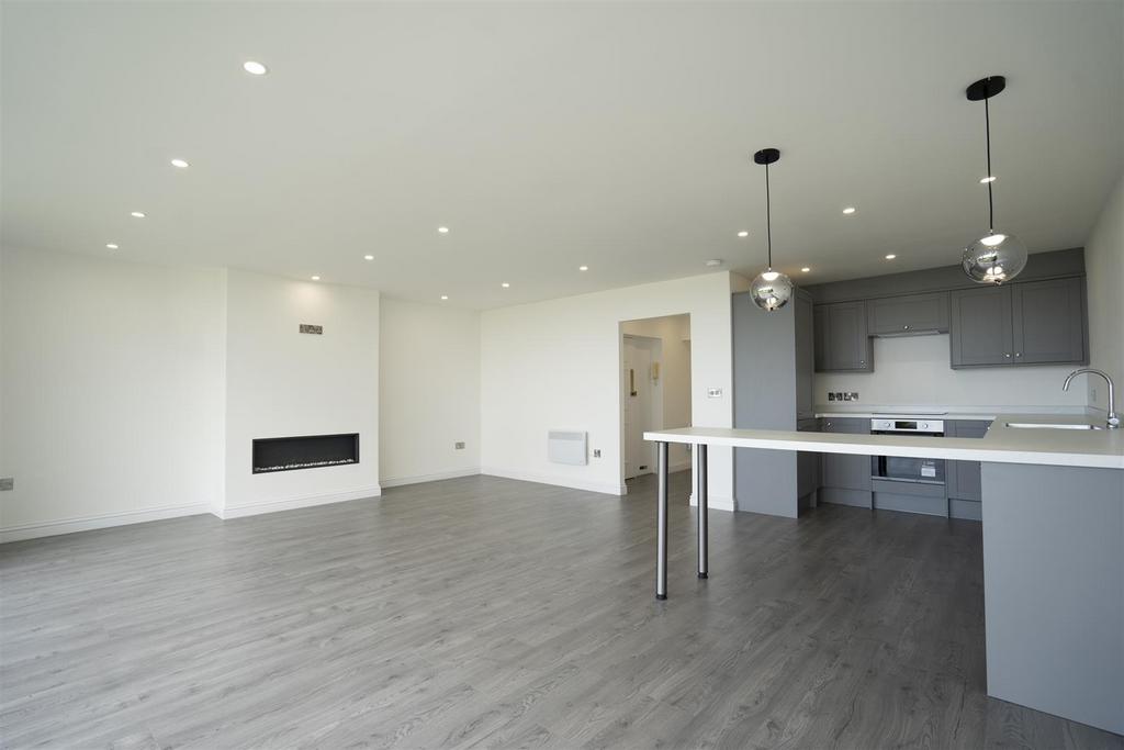 Living Room/Kitchen