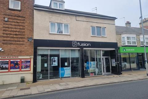 2 bedroom maisonette for sale, High Street, Gorleston