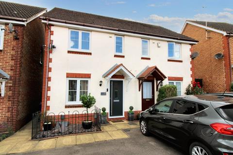 2 bedroom semi-detached house for sale, Fairfield Way, Stevenage SG1