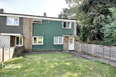 3 bedroom end of terrace house for sale, Vardon Road, Stevenage