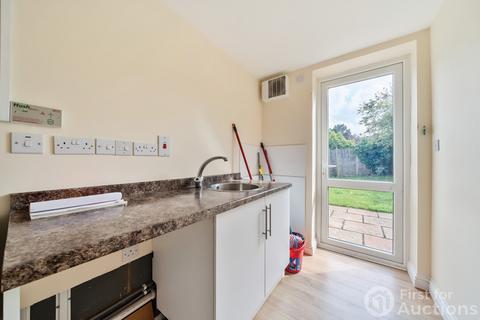 9 Black Horse Close, Windsor, SL4 5QP