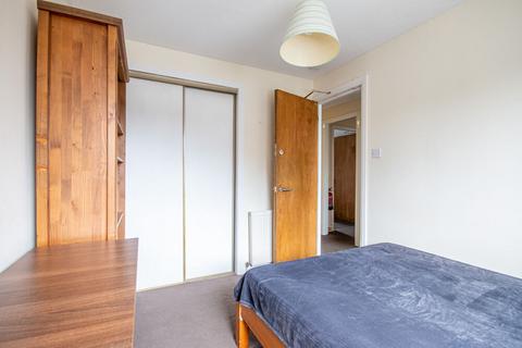 undefined, 1100L East Crosscauseway, Edinburgh, EH8 9HU