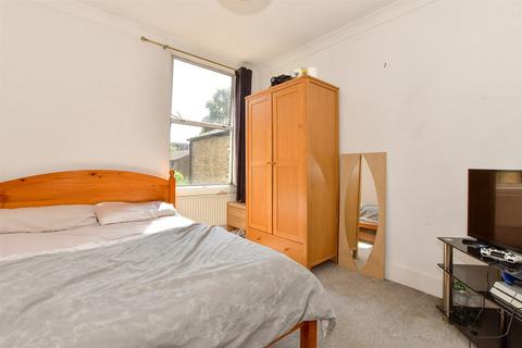 4 bedroom terraced house for sale, Malvern Road, Leytonstone