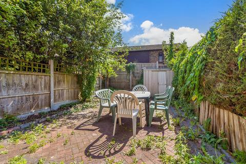 4 bedroom terraced house for sale, Malvern Road, Leytonstone