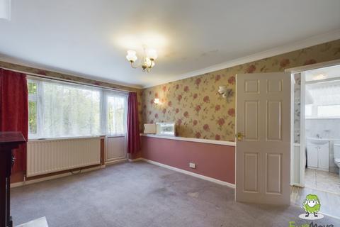 2 bedroom semi-detached bungalow for sale, Denham Drive, Basingstoke, Hampshire, RG22