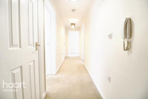 2 bedroom apartment to rent, Yersin Court, Swindon