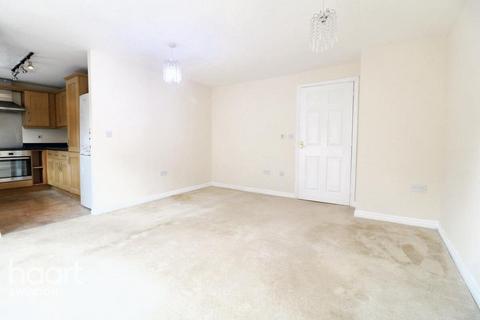2 bedroom apartment to rent, Yersin Court, Swindon