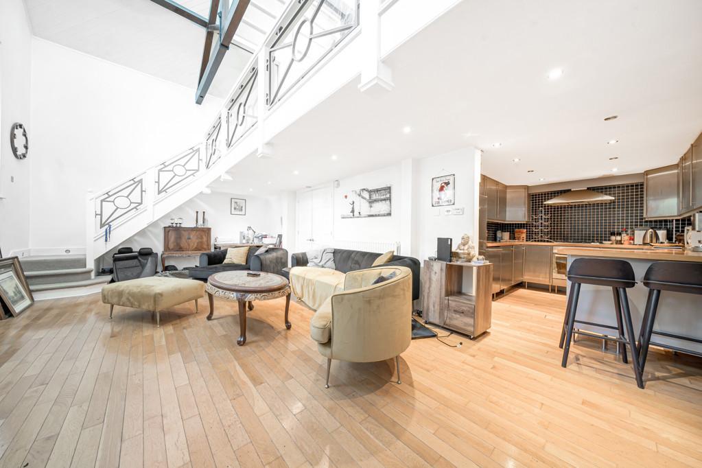 Reception/Kitchen