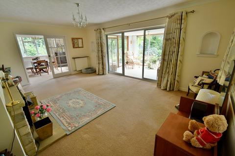 3 bedroom detached house for sale, Chine Walk, West Parley, Ferndown, BH22