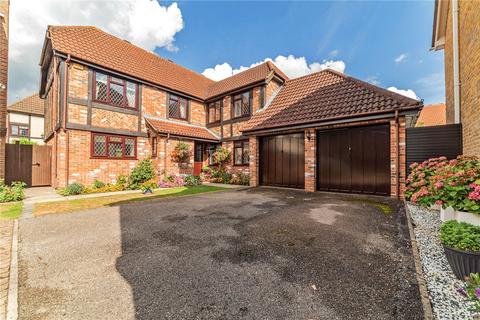 Bacon Close, College Town, Sandhurst