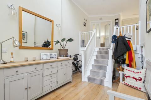 46 Kings Road, Chalfont St Giles, HP8 4HP