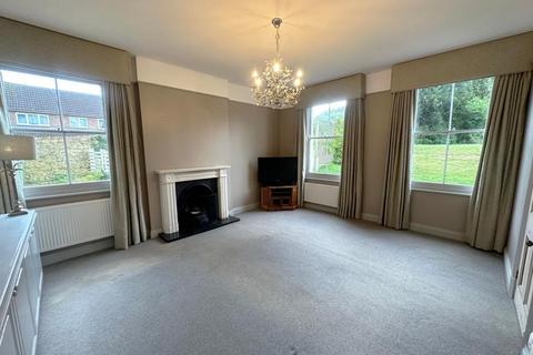5 bedroom semi-detached house to rent, Main Road, Wilby, NN8