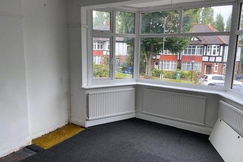 1 bedroom ground floor flat for sale, Wells Drive, London NW9