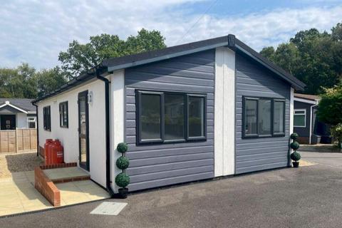 2 bedroom park home for sale, Southampton, Hampshire, SO45