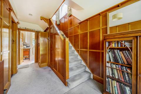 126 Latchmere Road, Kingston Upon Thames, KT2 5TU