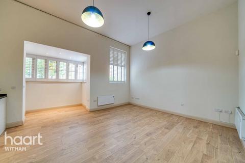 3 bedroom apartment for sale, Hatfield Road, Witham