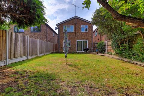 4 bedroom detached house for sale, The Sorrells, Benfleet, SS7