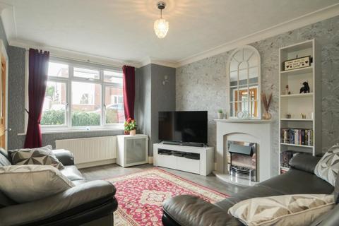 3 bedroom semi-detached house for sale, Aston Drive, Leeds