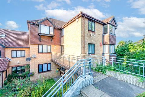 2 bedroom apartment for sale, Hattersfield Close, Belvedere, Kent, DA17