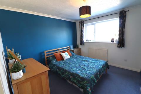 16 Conifer Walk, Stevenage, SG2 7QR