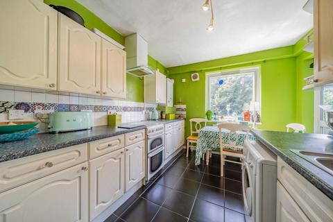 2 bedroom flat for sale, Tulse Hill, Brixton