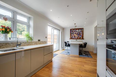 76 Danson Lane, Welling, DA16 2BG