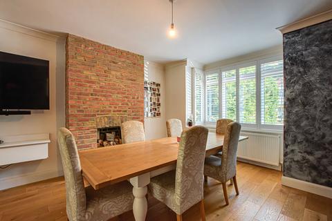 76 Danson Lane, Welling, DA16 2BG