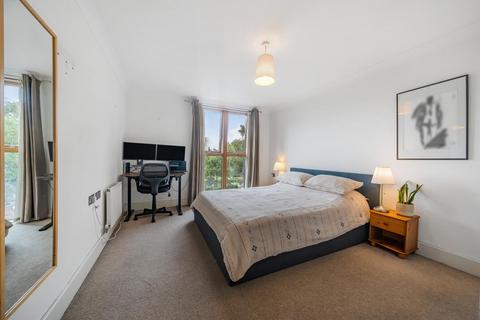 2 bedroom flat for sale, Robsart Street, Stockwell