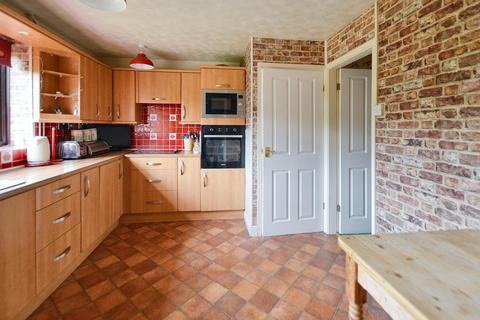 3 bedroom semi-detached house for sale, The Broadway, Morton, Bourne, PE10