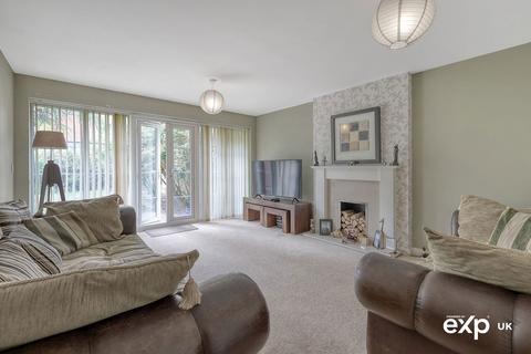 5 bedroom detached house for sale, College Lane, Basildon SS15