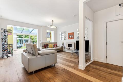 5 bedroom semi-detached house for sale, Trinity Road, SW17