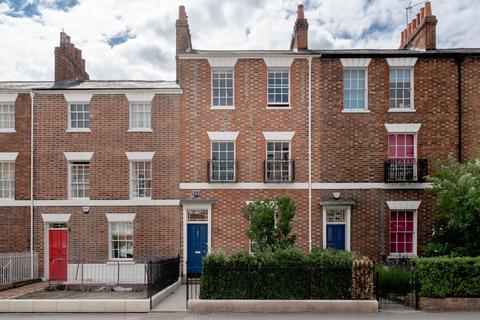 5 bedroom townhouse to rent, Walton Street, Central North Oxford OX1