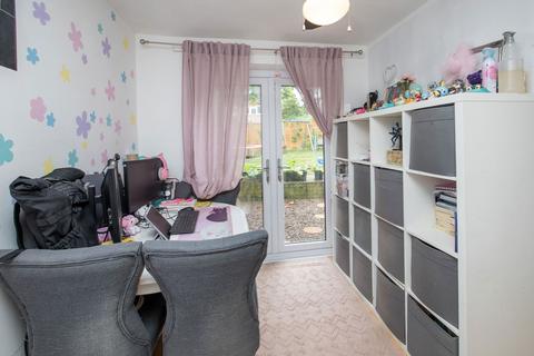 67 Constable Road, Corby, NN18 0RT