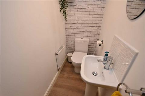 8 Darlington Close, Chorley, PR6 9FL