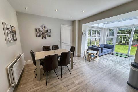 5 Pinfold Drive, Prestwich, Manchester, M25 3EQ