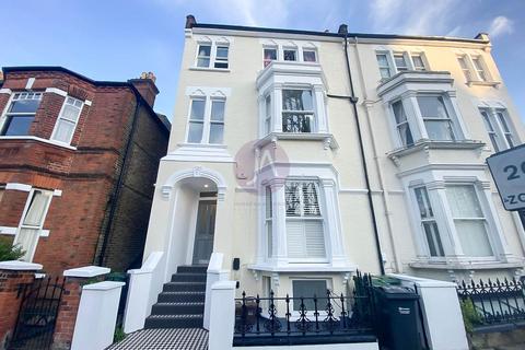 2 bedroom apartment to rent, Bisham Gardens, Highgate, London, N6