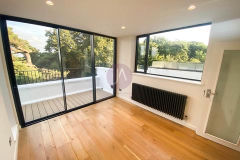 2 bedroom apartment to rent, Bisham Gardens, Highgate, London, N6