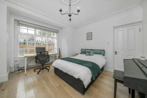 3 bedroom apartment to rent, Tollington Park London N4