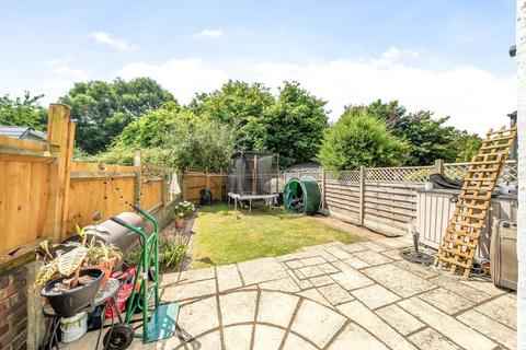 3 bedroom terraced house for sale, Milborough Crescent, Lee