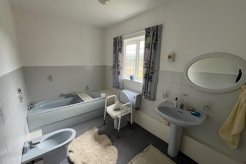 1 Lon Rhys, Llandeilo, SA19 6RW