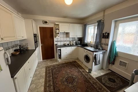 1 Lon Rhys, Llandeilo, SA19 6RW