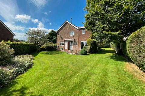 4 bedroom detached house for sale, Wordsworth Avenue, Penistone