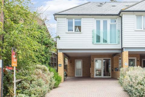 3 bedroom end of terrace house for sale, Station Road, Whitstable, CT5