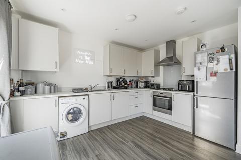 1 bedroom apartment for sale, Ocean Road, Lee-on-the-Solent PO13