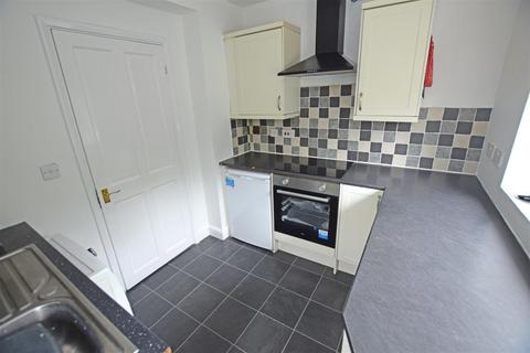 3 bedroom semi-detached house to rent, Athelstan Road, Cardiff