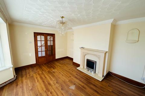 3 bedroom semi-detached house to rent, Clwyd Road, Penlan, SA5 7EZ