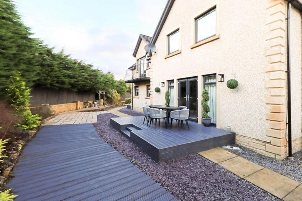 Rear Decking