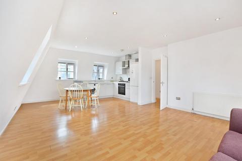 Flat 13, 3 Bethwin Road, London, SE5 0YJ